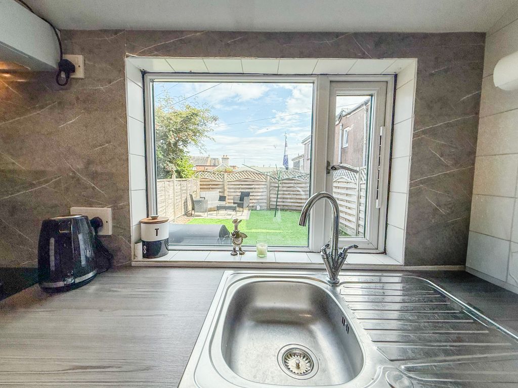 Property photo 3 of 27 Img_9151