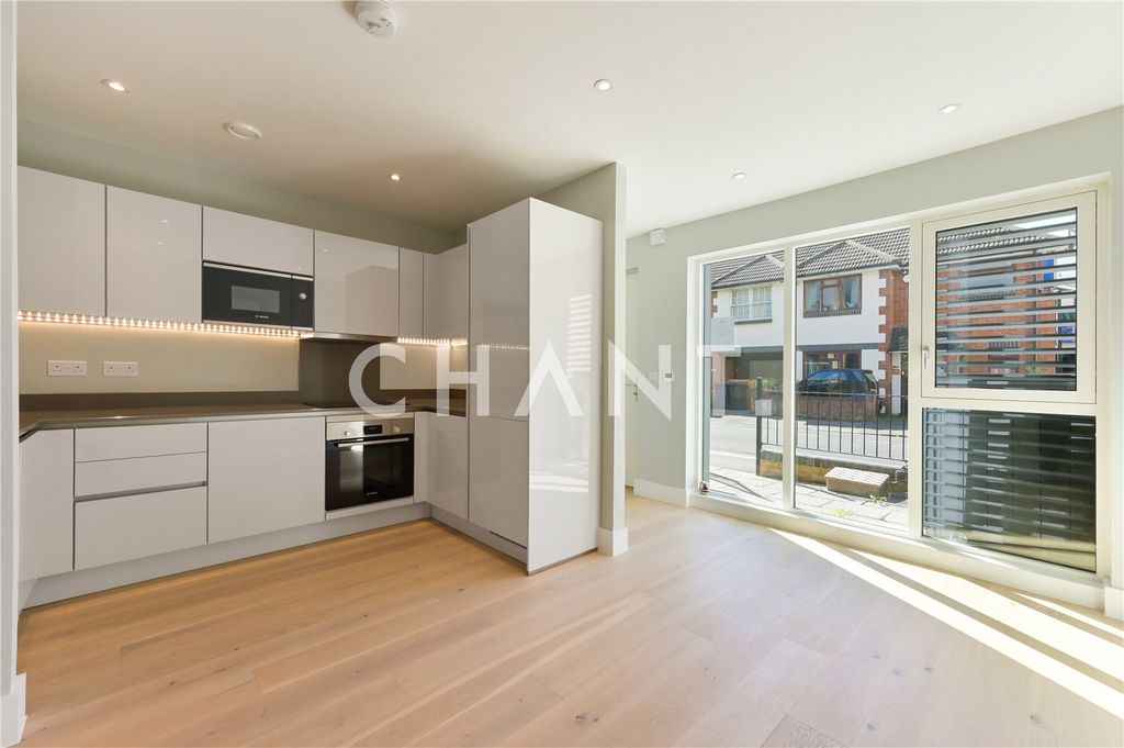 Property photo 3 of 13 Picture No. 04