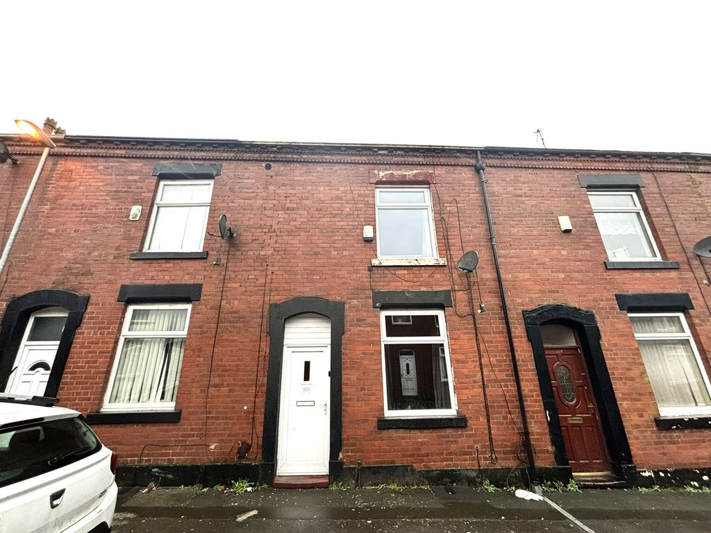 Property photo 1 of 8 Front View