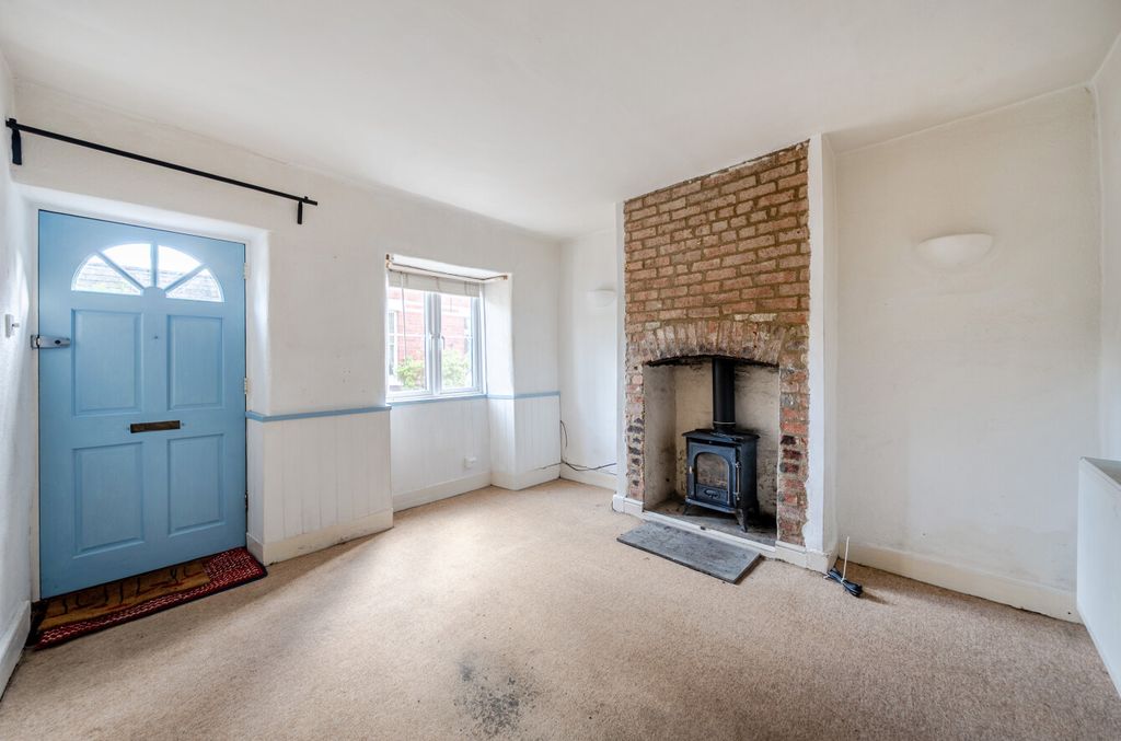 Property photo 2 of 13 1353846-13-68c2F8...