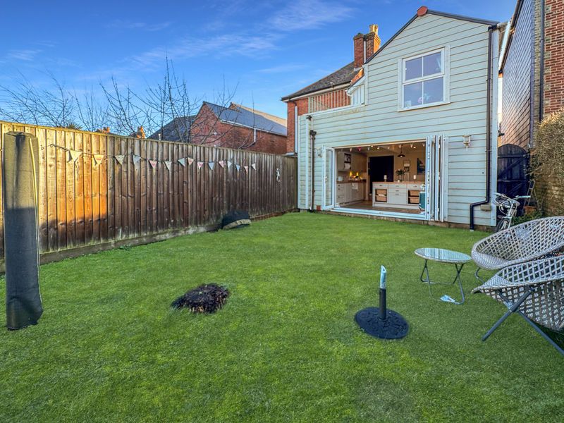 Property photo 3 of 24 Photo 11