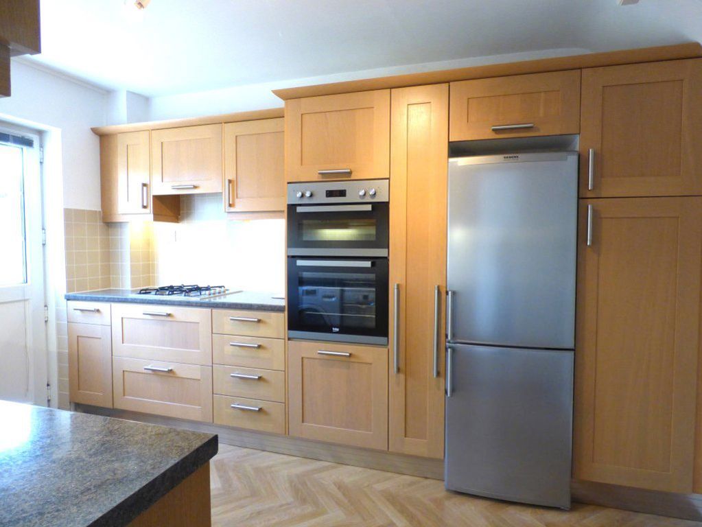 Property photo 2 of 13