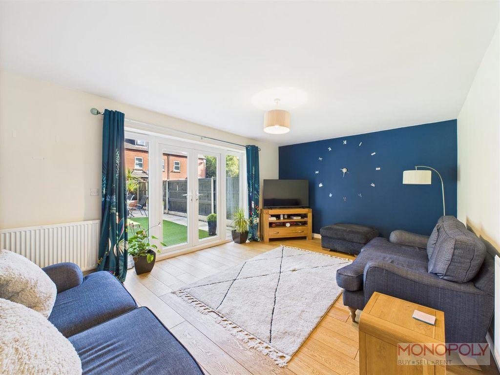 Property photo 2 of 21 Cam04439G0-Pr0096-Still014.Jpg