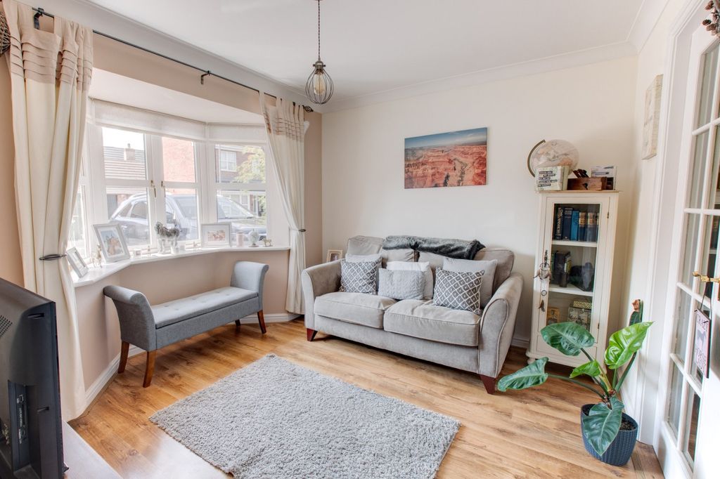 Property photo 2 of 19 Picture No. 06