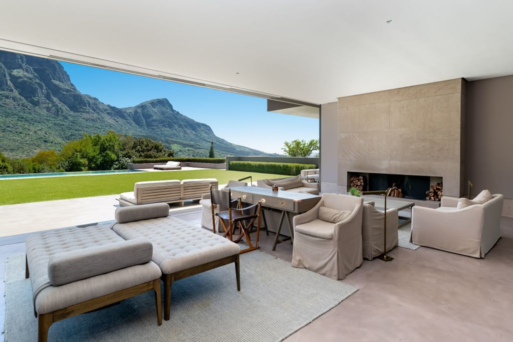 Property photo 2 of 44 Kw1693426