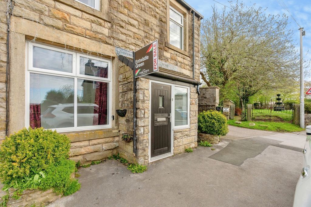 Property photo 1 of 16 Pbox-Img.Jpg