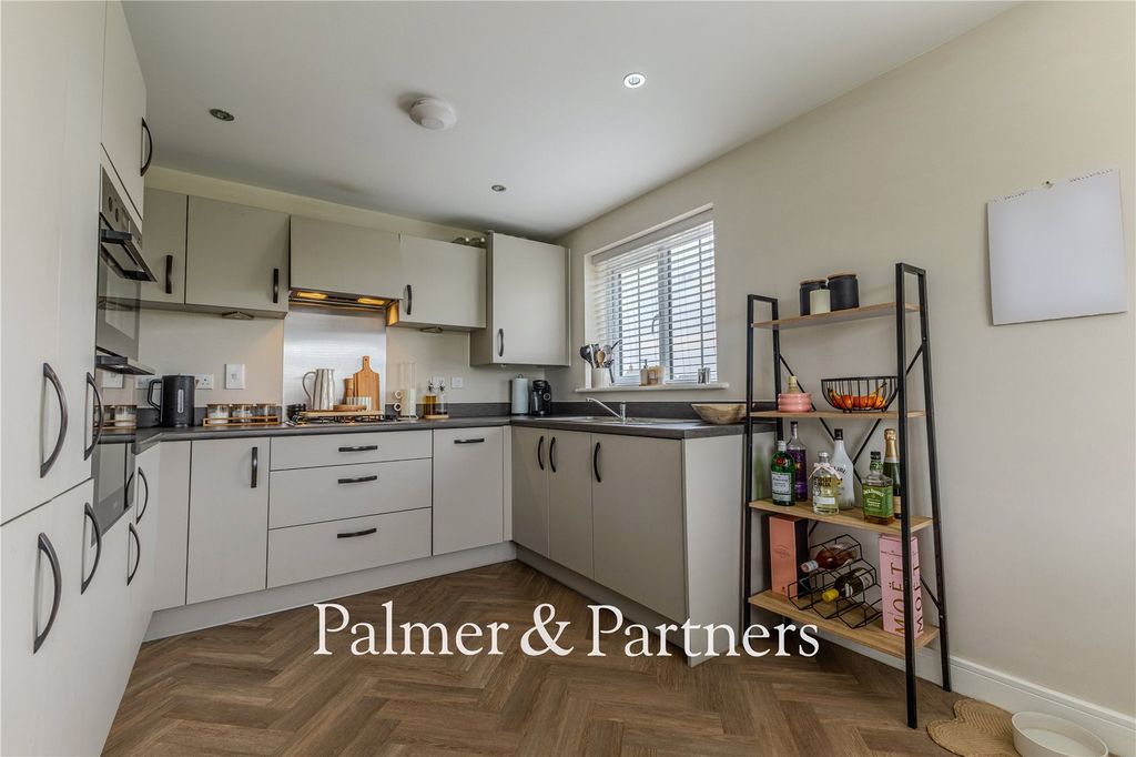 Property photo 3 of 31 Picture No. 05