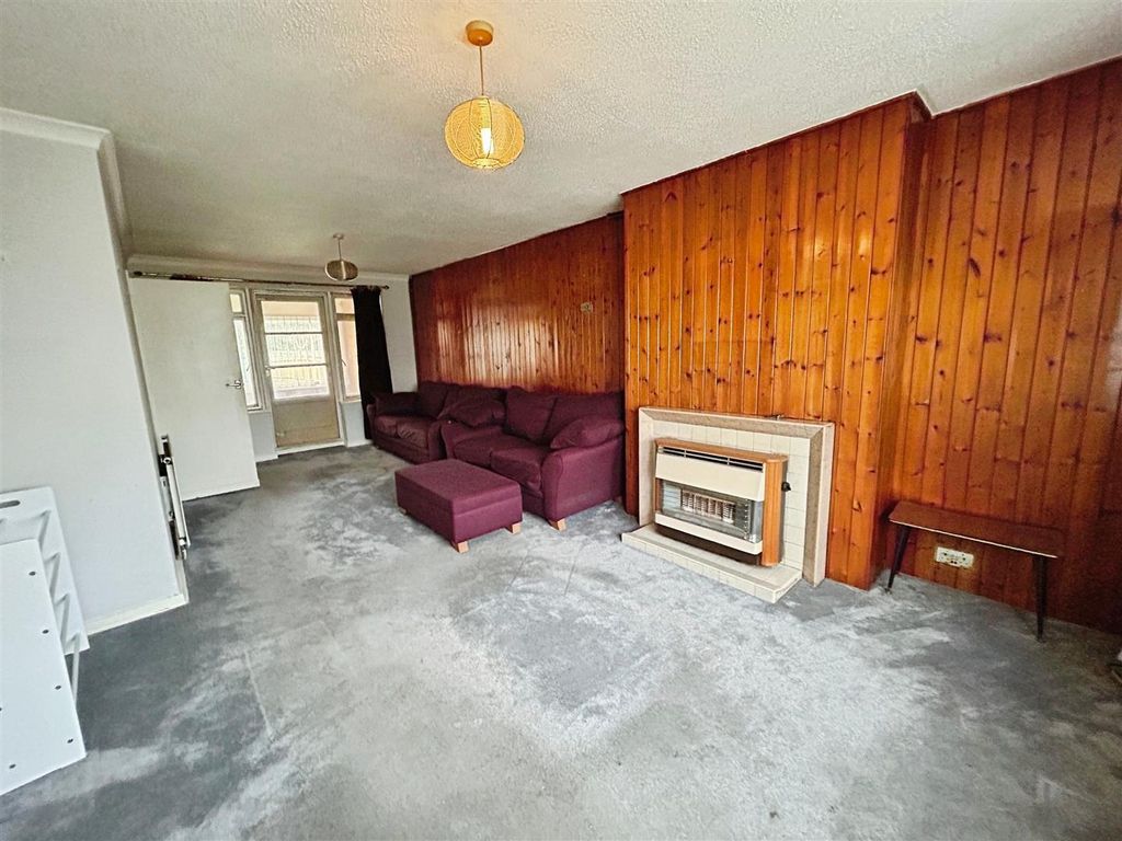 Property photo 3 of 13 2Ef89291-2-4C74-9F51-C636Ec7A5B01-7408-000000E3F72