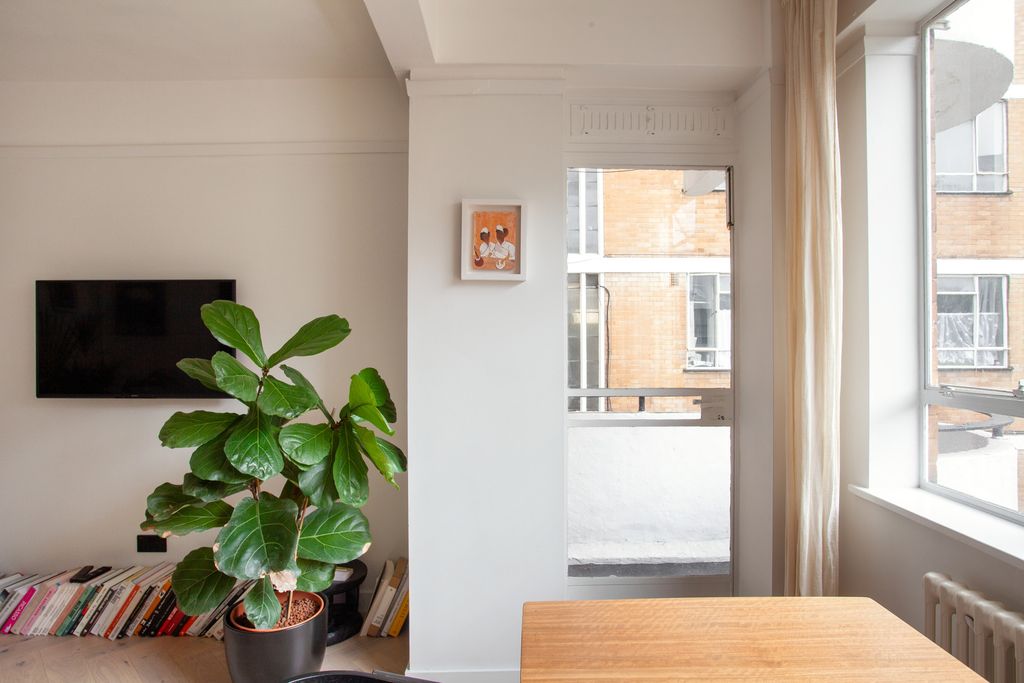 Property photo 3 of 21 320122 - Christchurchroad_Kelliott_010.Jpg