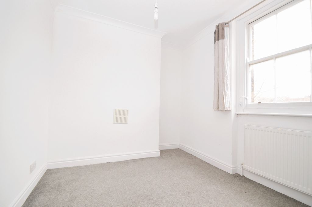 Property photo 3 of 5 Dsc_1152