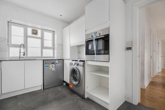 Property photo 3 of 10 Picture No. 06