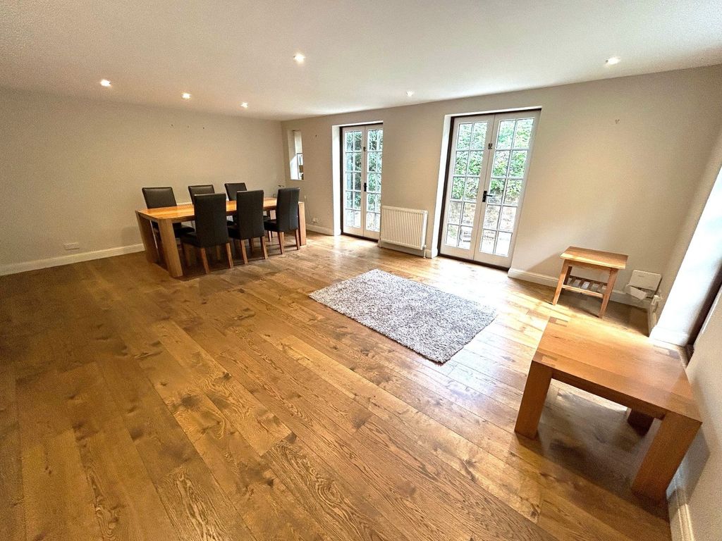Property photo 3 of 13 Picture No. 19