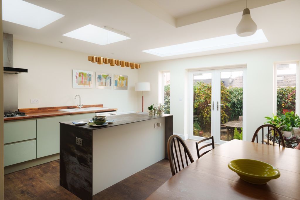 Property photo 2 of 19 Kitchen