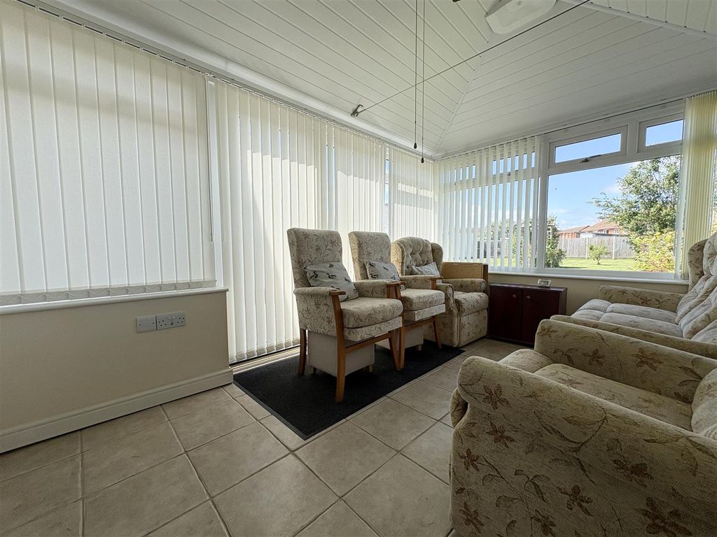 Additional image 6 of 4 bed semi-detached house for saleLinden Close, Bridgwater TA6