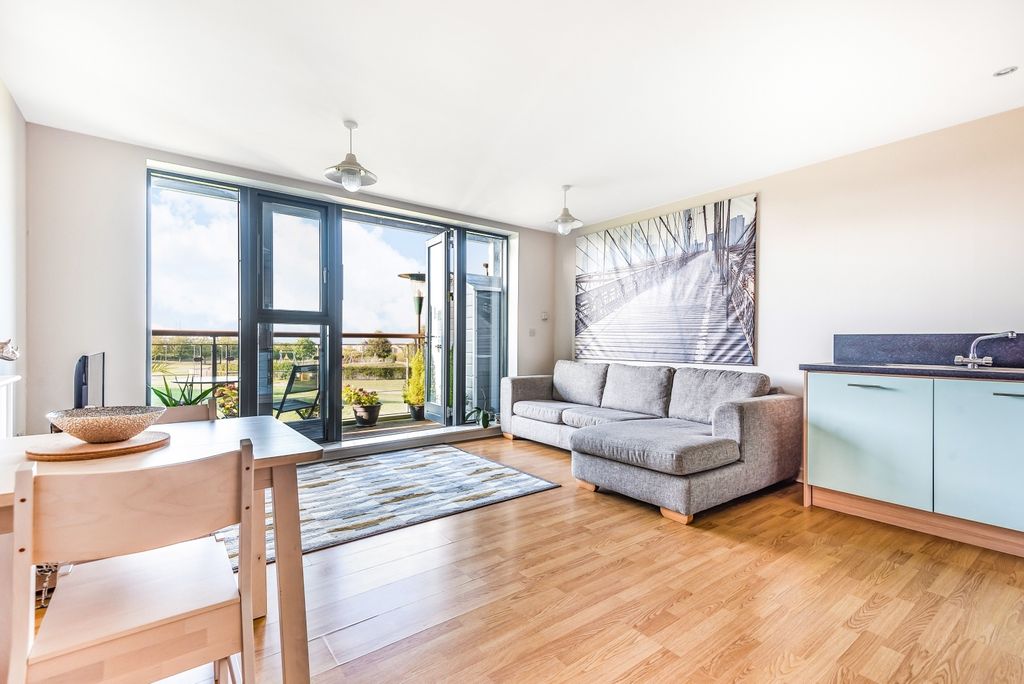 Property photo 3 of 10 Lounge View 2