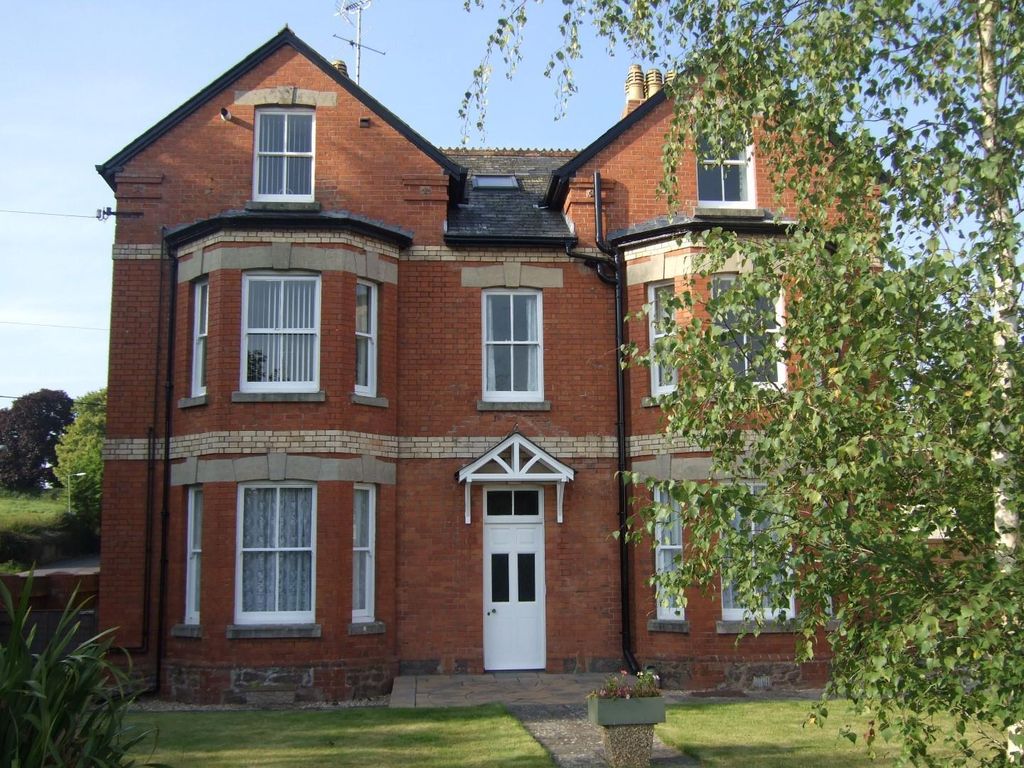Property photo 1 of 5 Front.Jpg