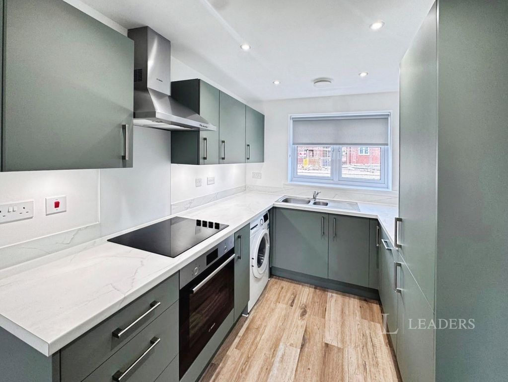 Property photo 3 of 12 Pbox-Img.Jpg