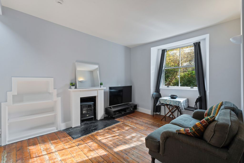 Property photo 2 of 26 Property Image 2