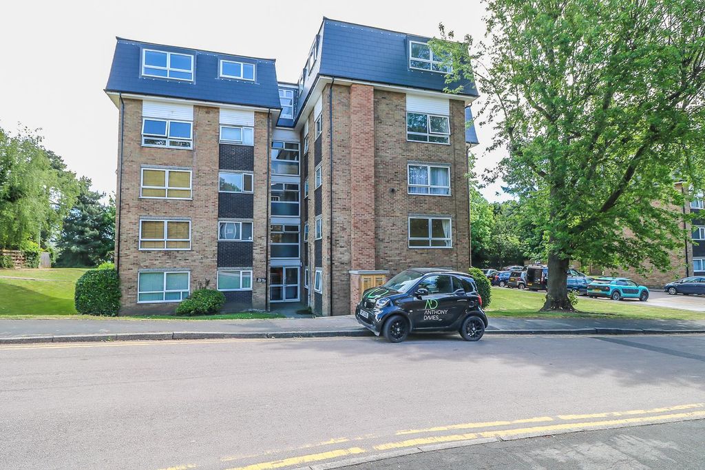 Property photo 1 of 7