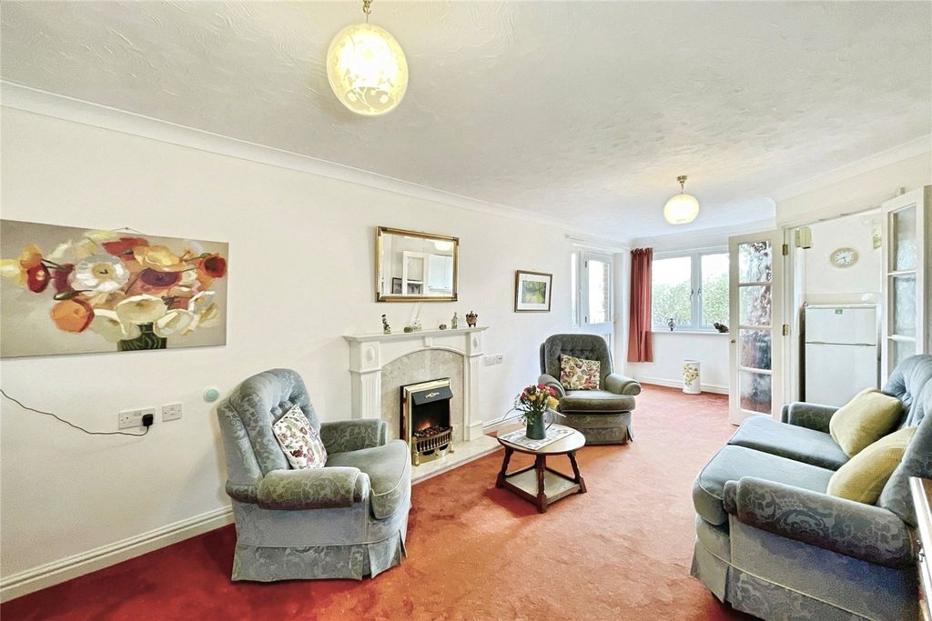 Property photo 2 of 14 Lounge/Dining Room