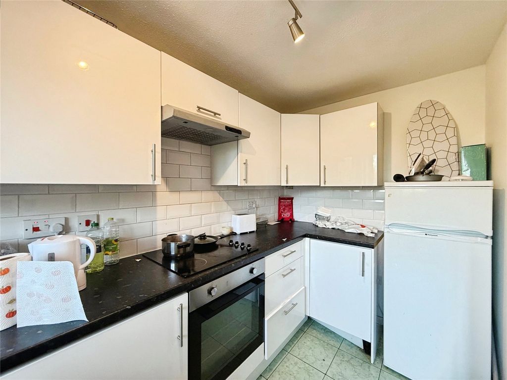 Property photo 2 of 11 Picture No. 06