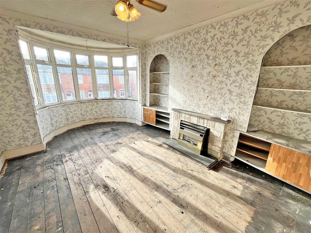 Property photo 2 of 8