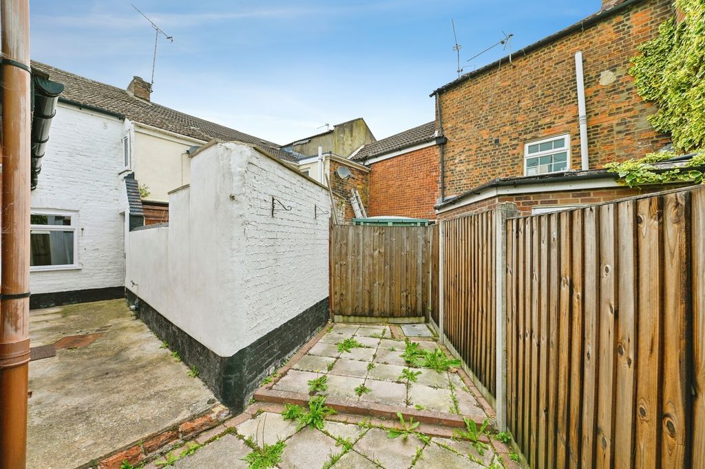 Property photo 3 of 14 Pbox-Img.Jpg