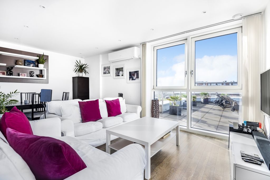 Property photo 3 of 16 920938 (2)