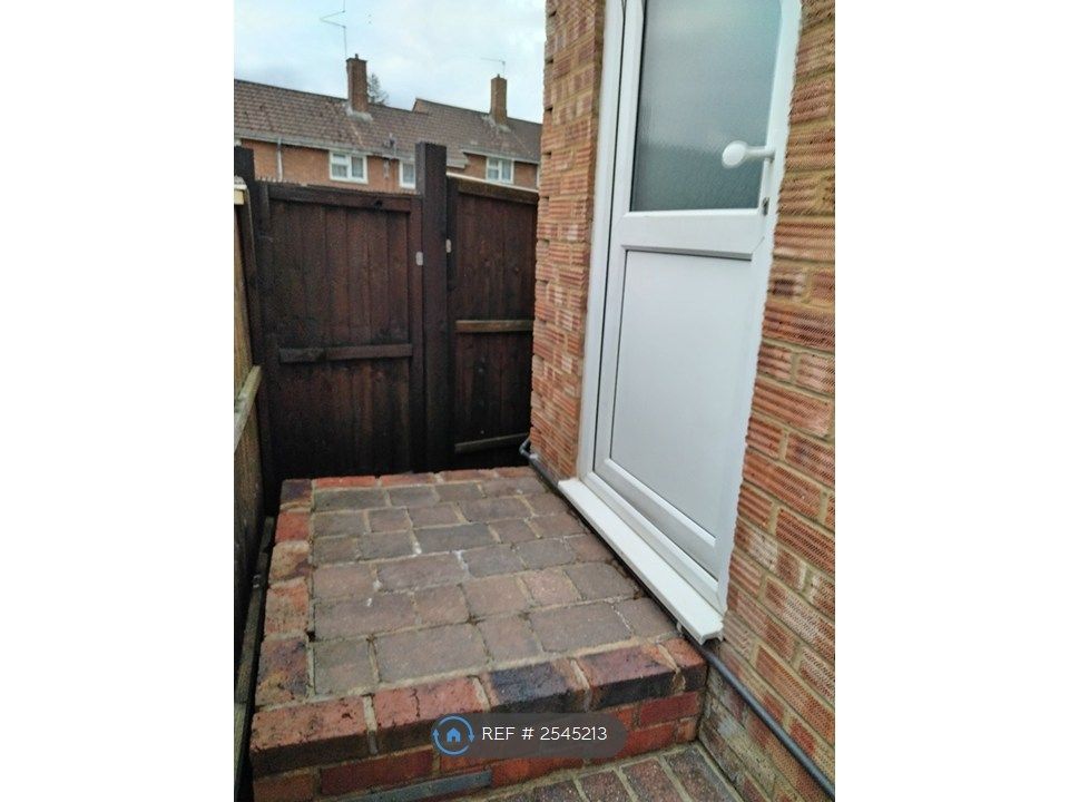 Property photo 3 of 10