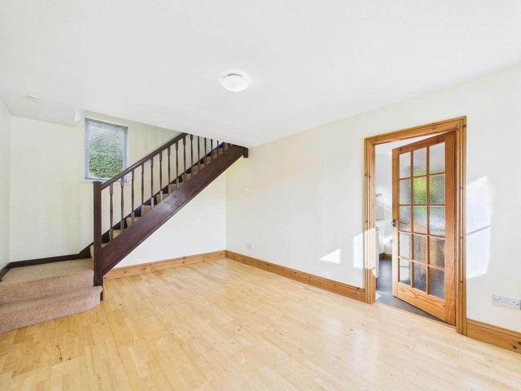 Property photo 3 of 14 Cam05513G0-Pr0039-Still002.Jpg