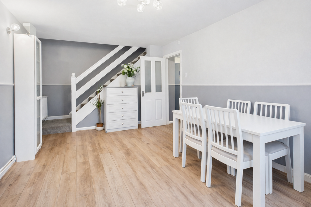 Property photo 3 of 24