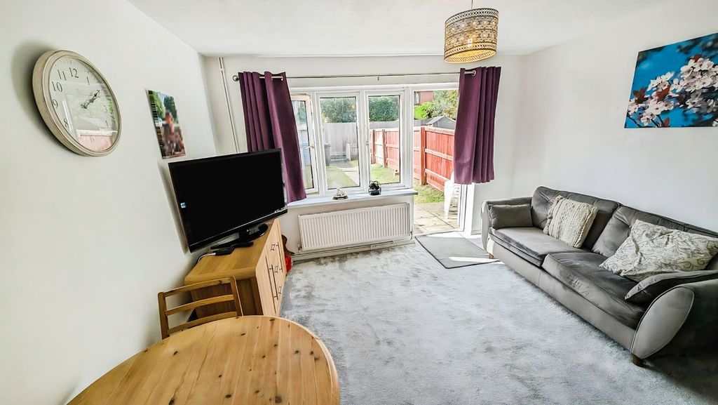Property photo 3 of 15 Pbox-Img.Jpg