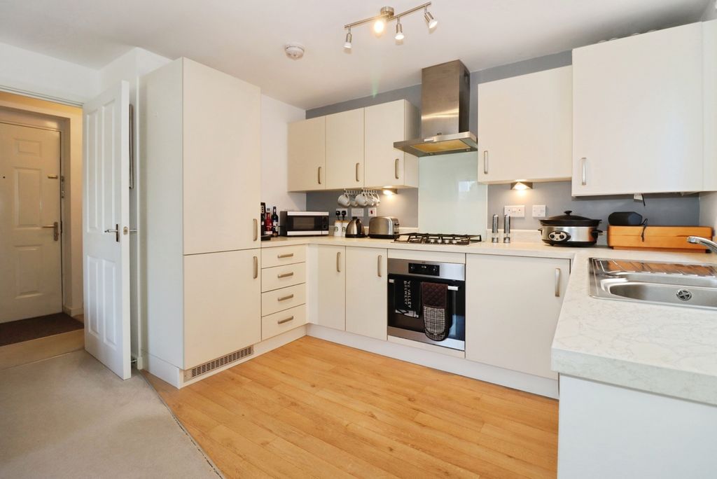 Property photo 3 of 13 Pbox-Img.Jpg