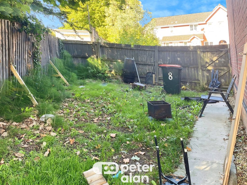 Property photo 3 of 4