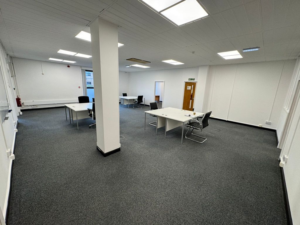 Property photo 2 of 8 Photo 1