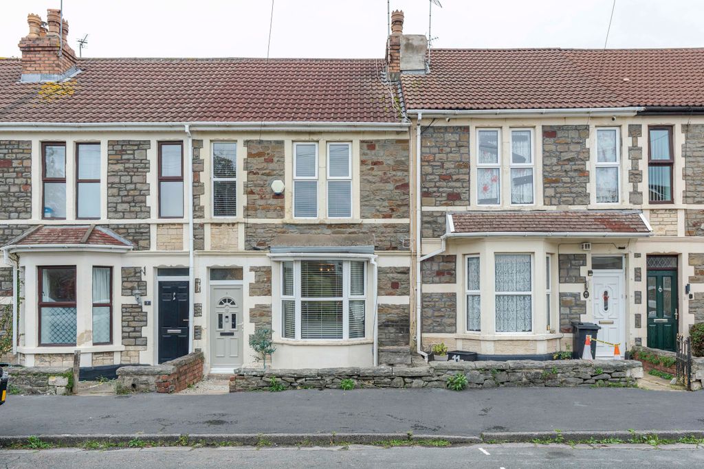 Property photo 2 of 16 2