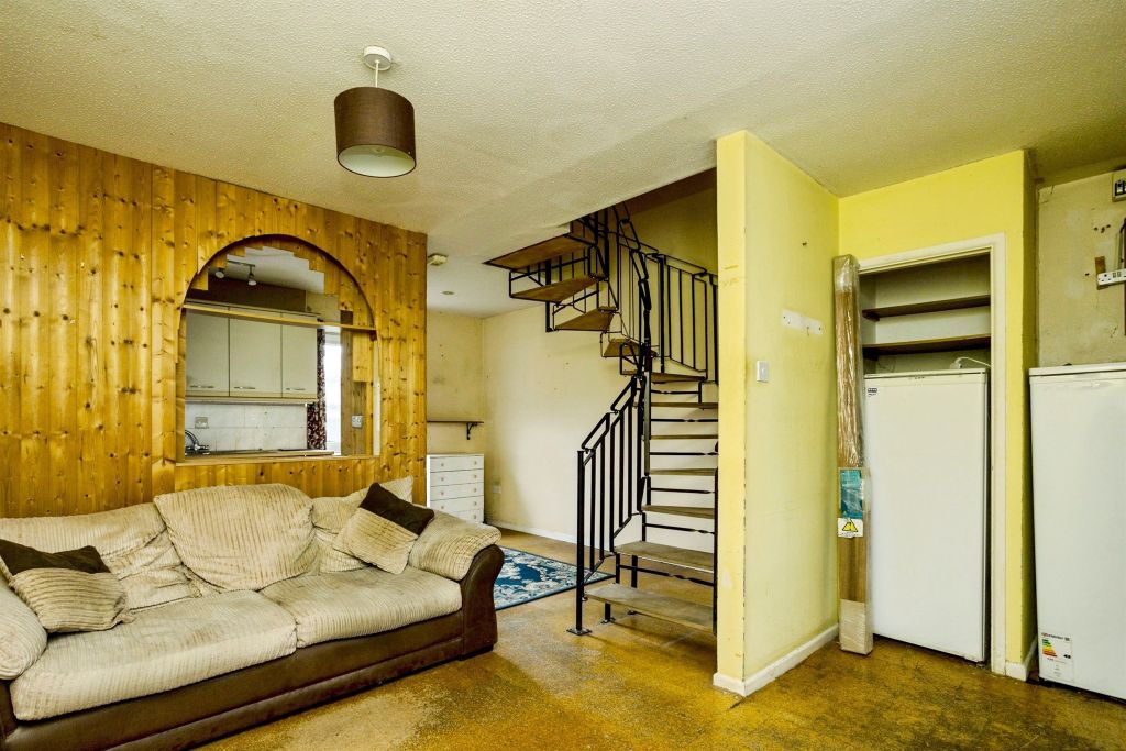 Property photo 3 of 15