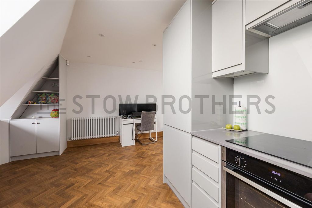 Property photo 3 of 18 Img_0537.Jpg