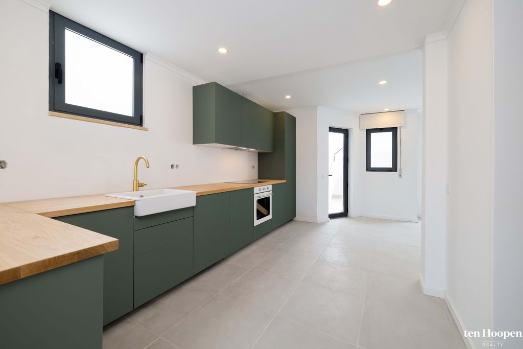 Property photo 3 of 30