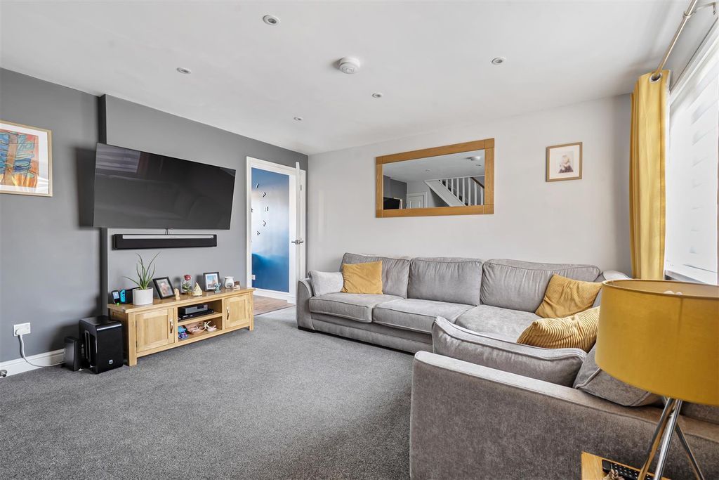 Property photo 2 of 20 1406179-6-697B26E6c8B9E.Jpg