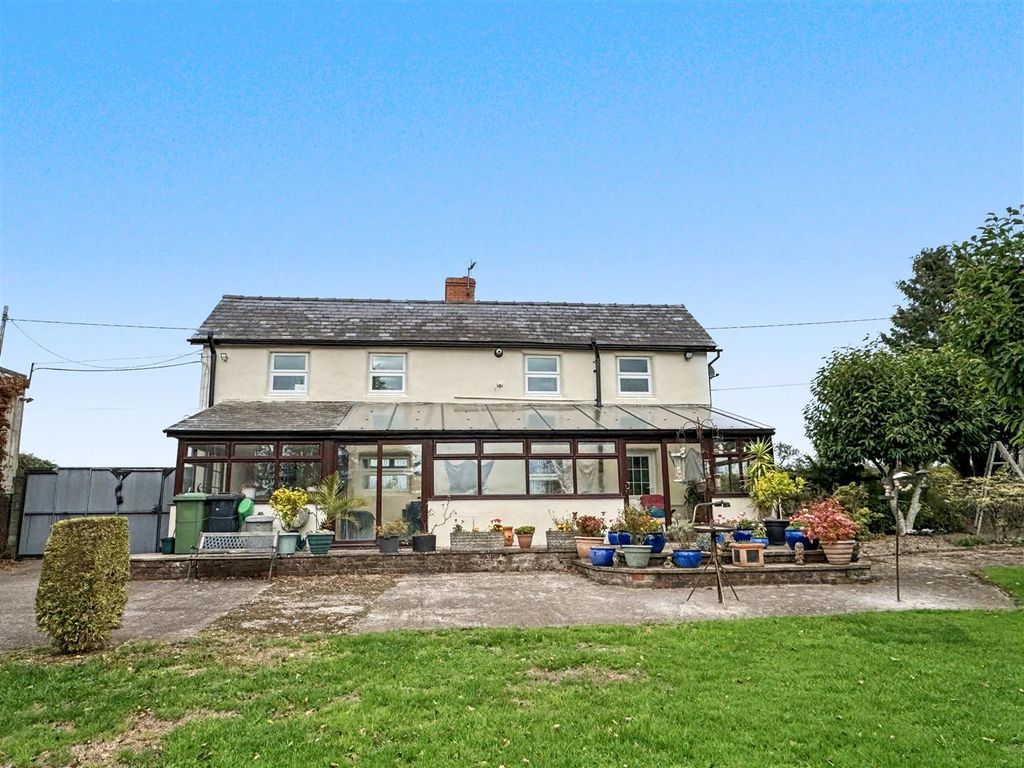 Property photo 1 of 20 Front.Jpg