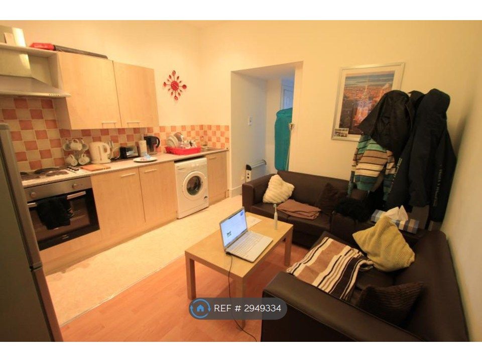 Property photo 1 of 4 Dining-Kitchen
