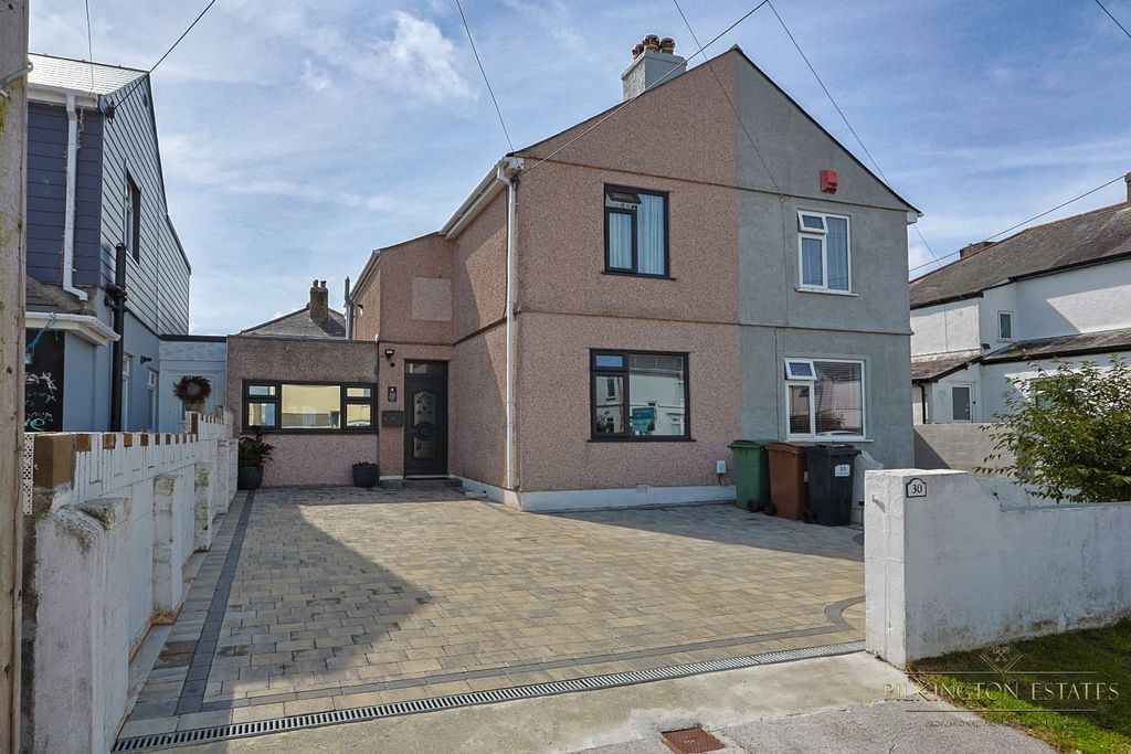 Property photo 1 of 18 4496830