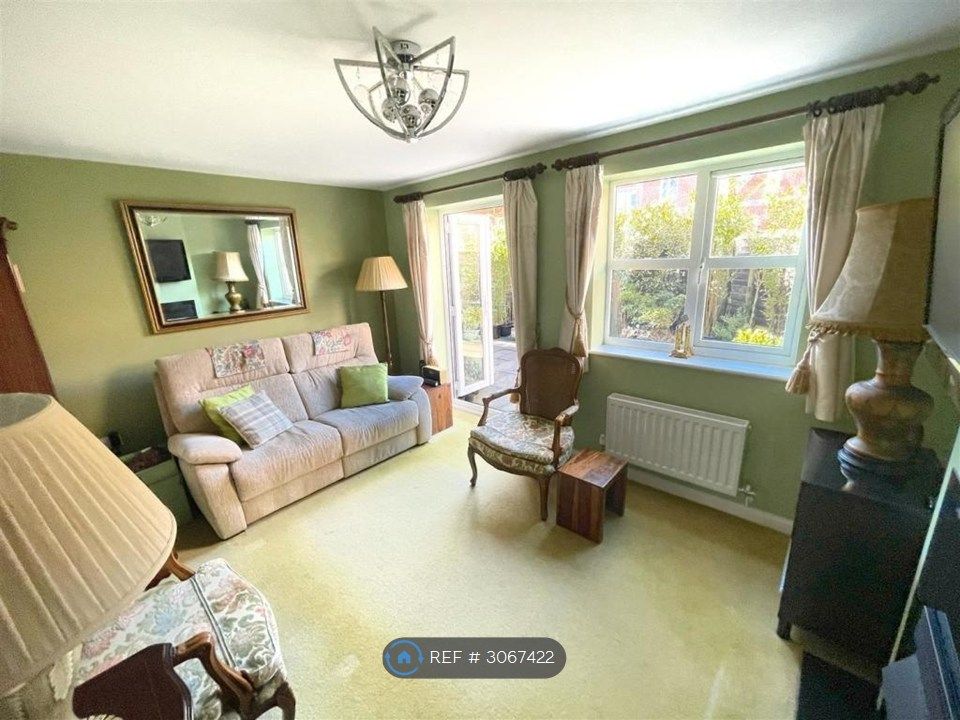 Property photo 2 of 15 Living Room