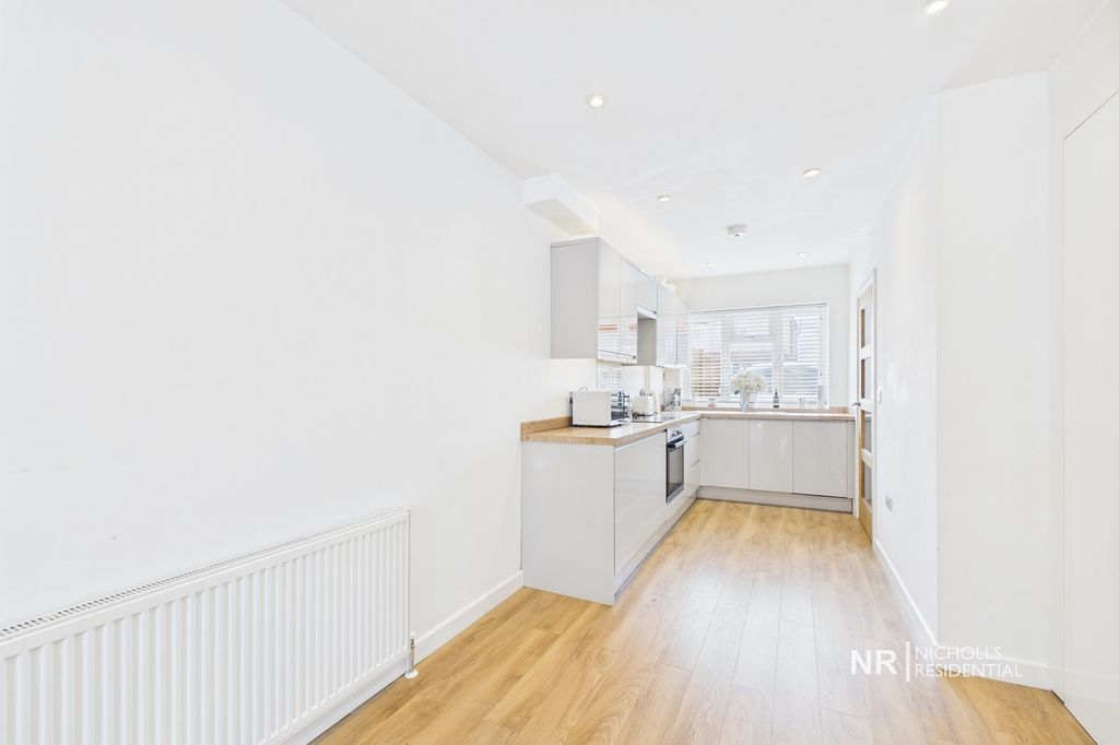 Property photo 3 of 13 Kitchen-Diner