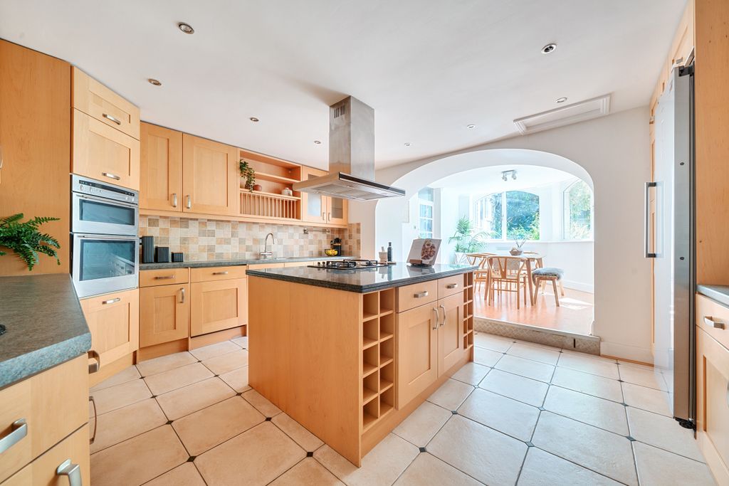 Additional image 5 of 3 bed flat for saleGarden Flat, Sambourne, Sea Walls Road, Bristol BS9