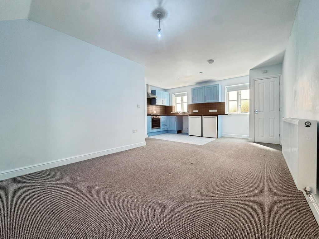 Property photo 3 of 7 Open Plan Living