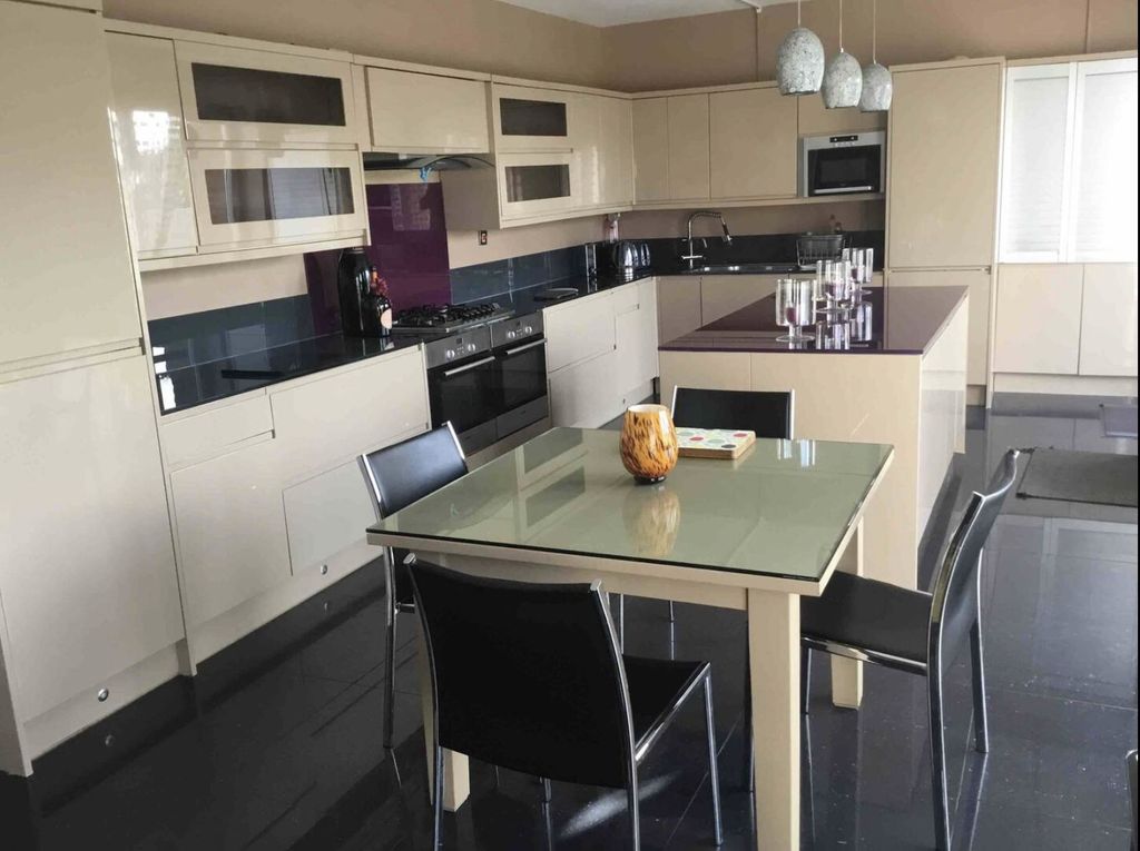 Property photo 3 of 8 Screenshot 2025-05-27 At 18