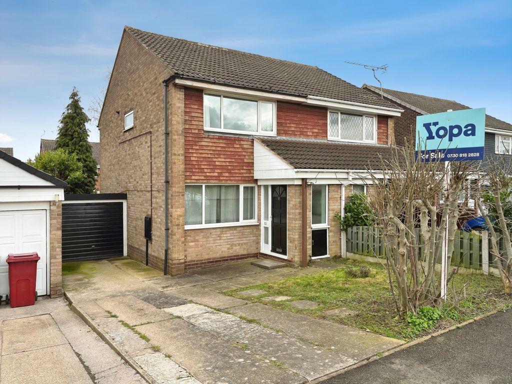 Property photo 1 of 13 Property Front