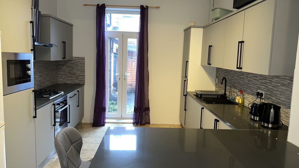 Property photo 2 of 12 Img_4706 (002)